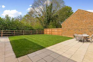 Cherwell Gate Bodicote